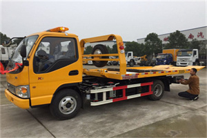 镇罗营哪里有拖车服务