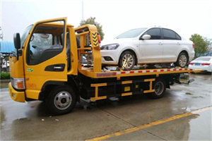 镇罗营附近拖车救援24小时服务热线